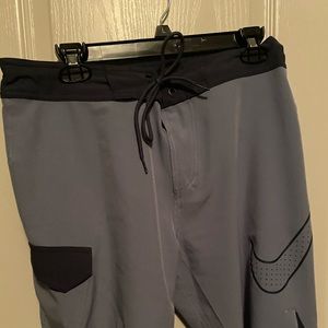 Nike Perforatred Swoosh Drift 9" Board